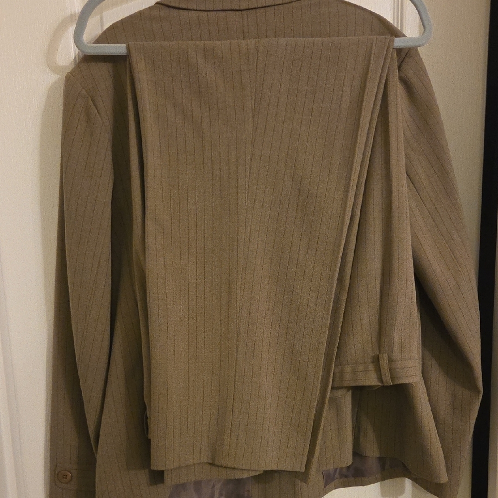 Rafaella Beige Women's Plus Size Suit - Picture 7 of 14